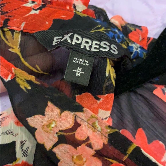 Dress - Picture 4 of 4